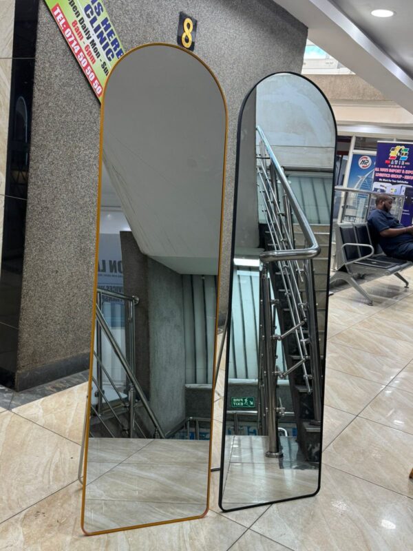 Dressing mirror