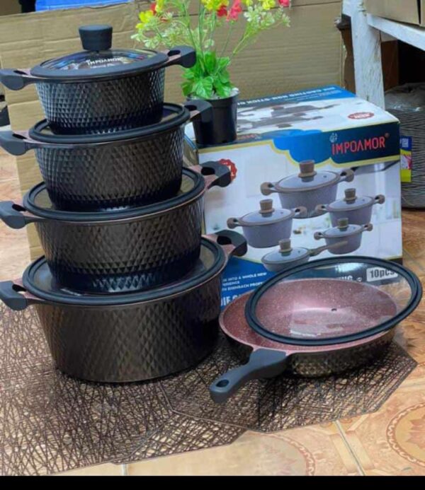 10 pc Tc Die cast cook ware set